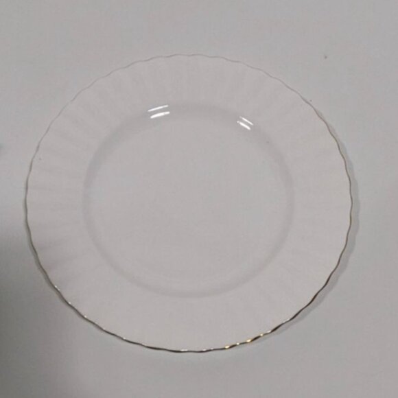 Royal Albert Val Dor Bone China White Tea Cup & Saucer Trio Set Gold Trim - Picture 9 of 16